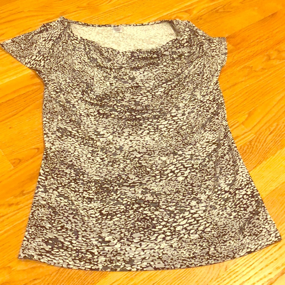 Dress shirt size medium